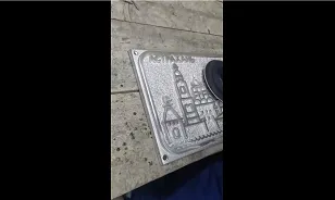 Процесс производства литых табличек